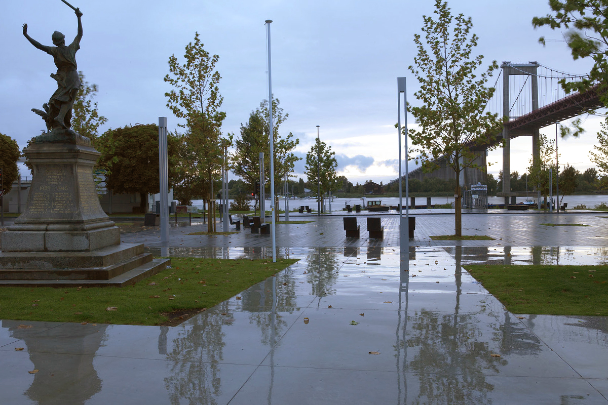 Quai Lormont